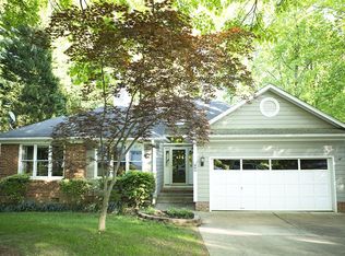 804 Northampton Dr, Cary, NC 27513