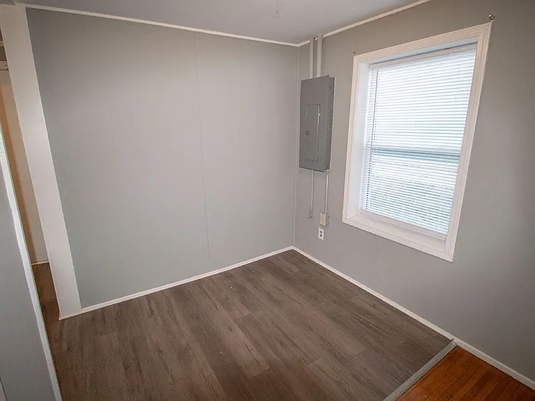 1507 W Worley St — Photo 11
