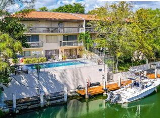 5201 Orduna Dr, Coral Gables, FL 33146
