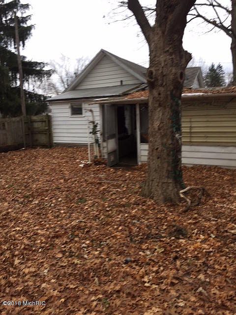 2nd image of 58 Bedford Rd S
