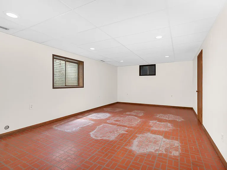 1410 Allison Dr — Photo 22