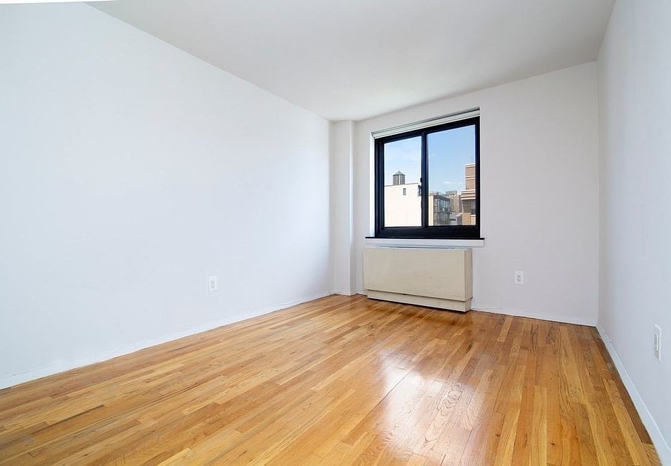 2nd image of 277 Mott St #5P