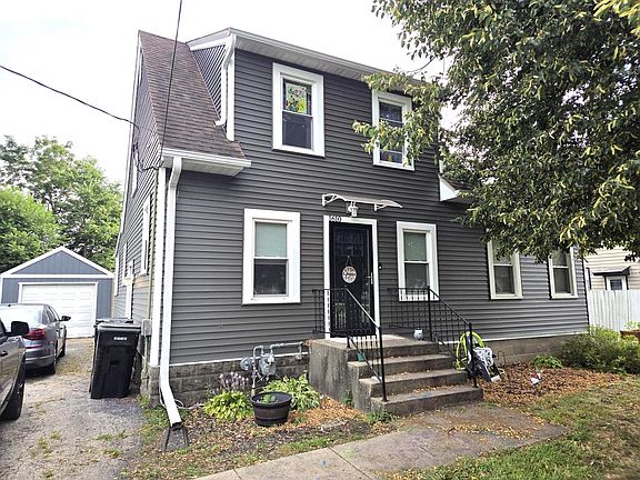 2nd image of 1610 Manchester STREET
