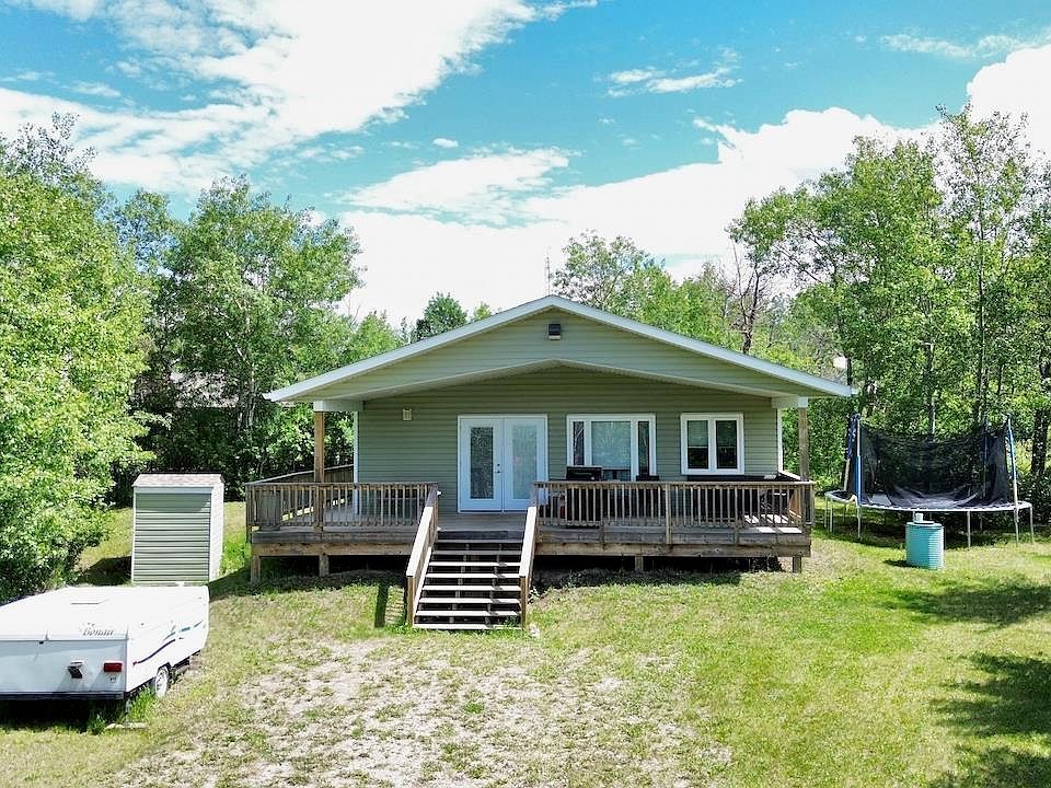 1st image of 4 Kaylee Cres