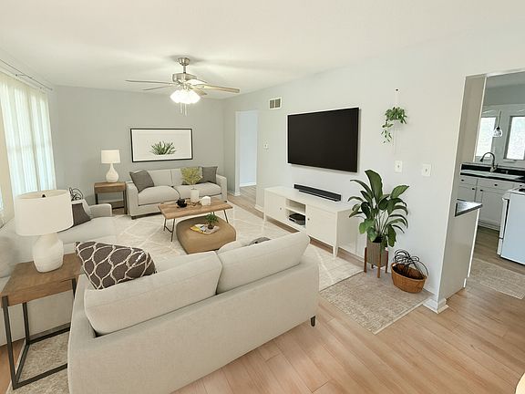 2nd image of 530 Meadows Rd S