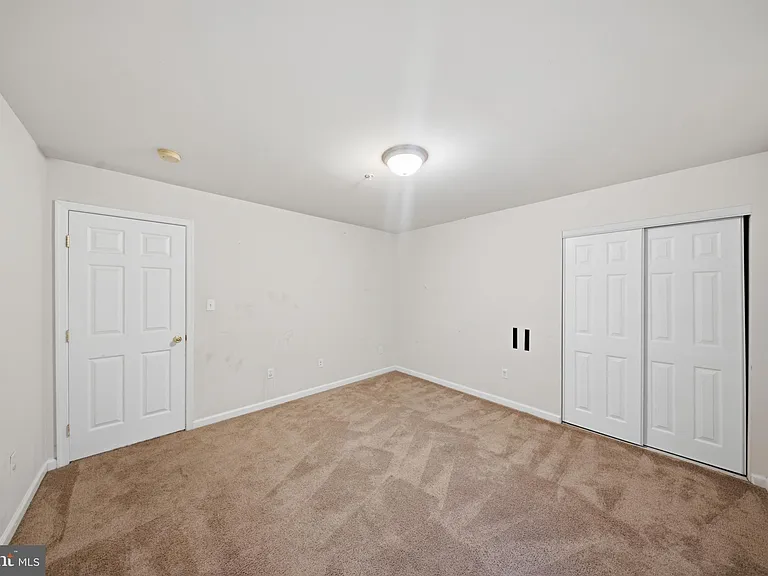 7611 Temple Hill Rd — Photo 15