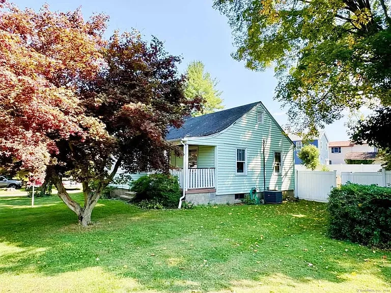 26 Mansfield St — Photo 4