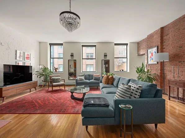 143 Reade St APT 3B, New York, NY 10013