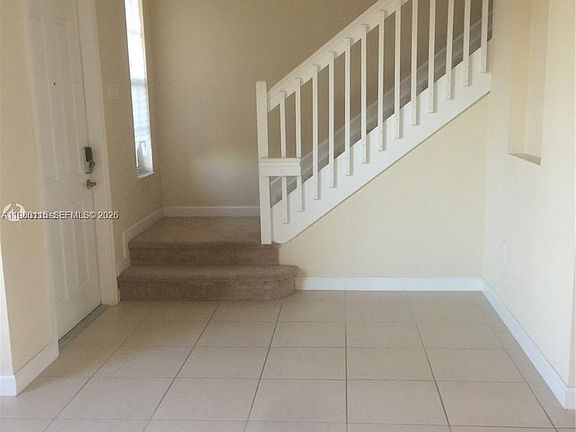 4th image of 17059 SW 96th St