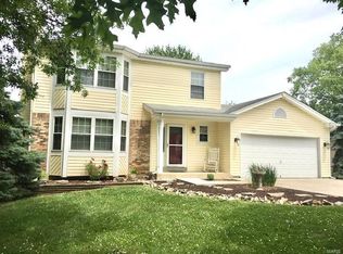 382 Eagles Dr, Saint Peters, MO 63376