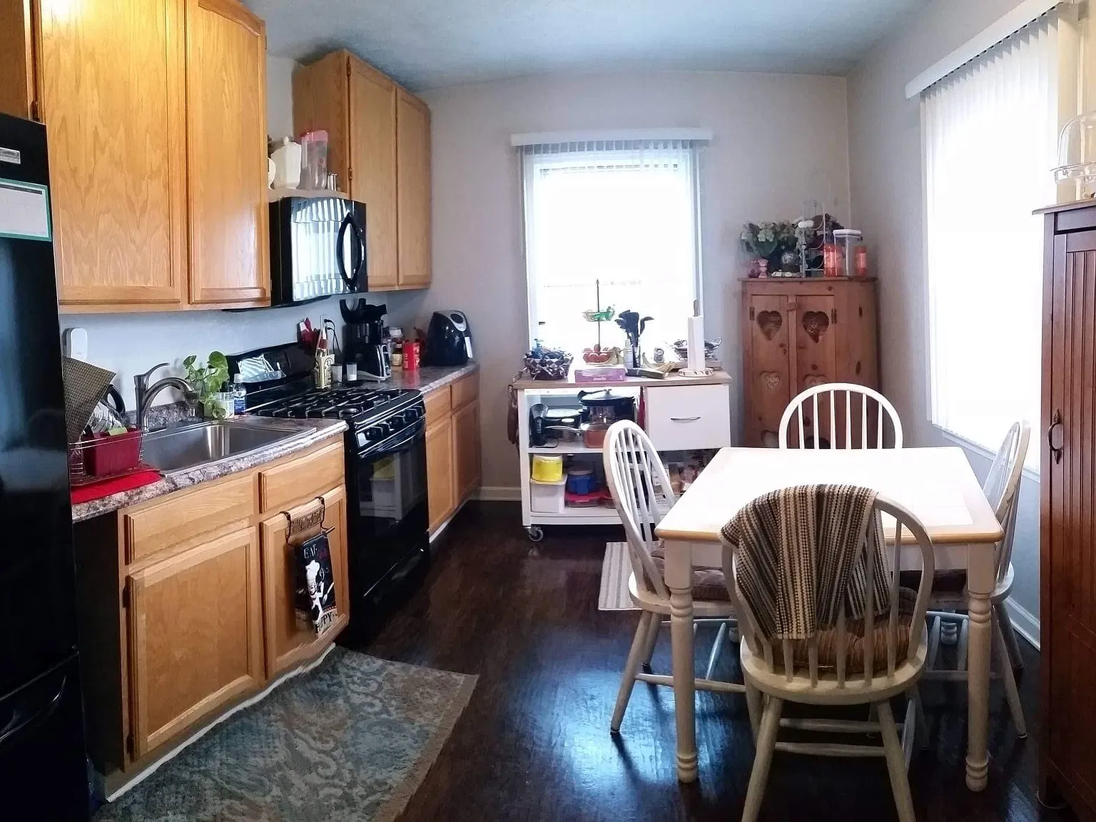 508 W Elnora St — Photo 2