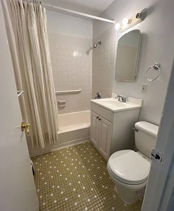5th image of 240-10 68th Ave #2