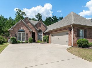 1555 Creekside Dr, Hoover, AL 35244
