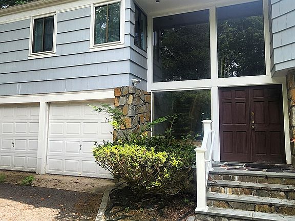 4th image of 677 West Hill Road