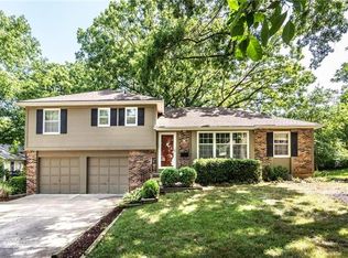 10008 W 68th St, Merriam, KS 66203