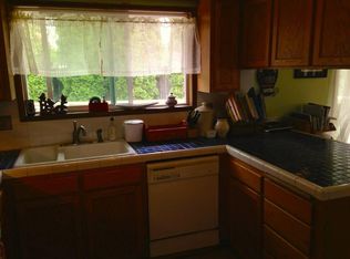 1235 Sequoia Ave, Springfield, OR 97477