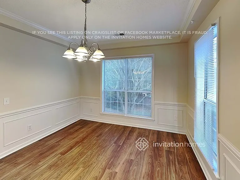 6439 Skyline Dr — Photo 11