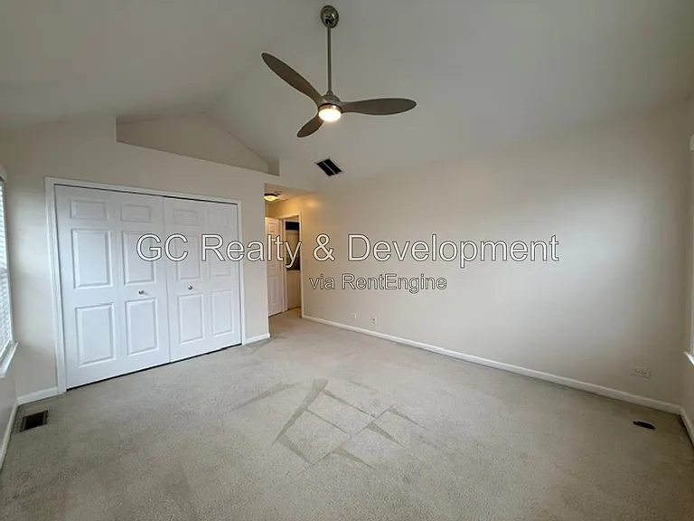 110 Allerton Dr — Photo 17