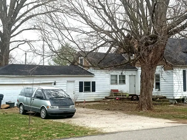8109 S May St, Daleville, IN 47334