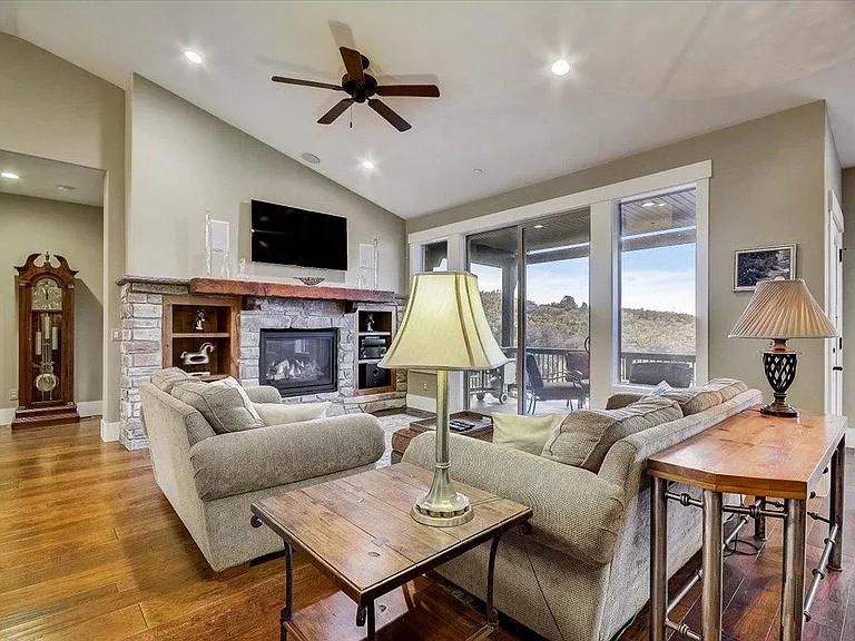 10223 N Rustler Ct — Photo 7