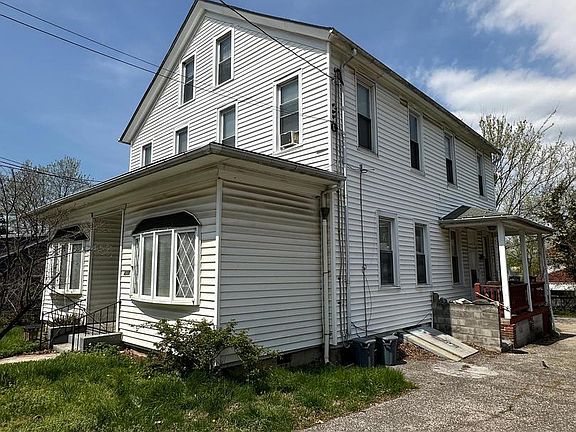 3rd image of 4606 Ridge Ave