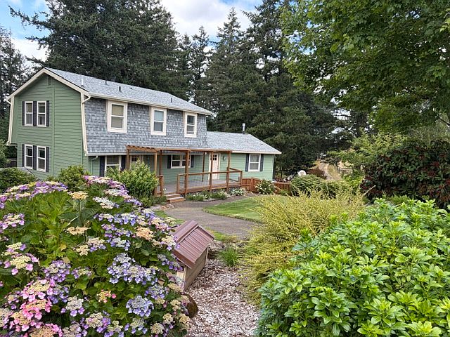 1st image of 10794 NE Worden Hill Rd