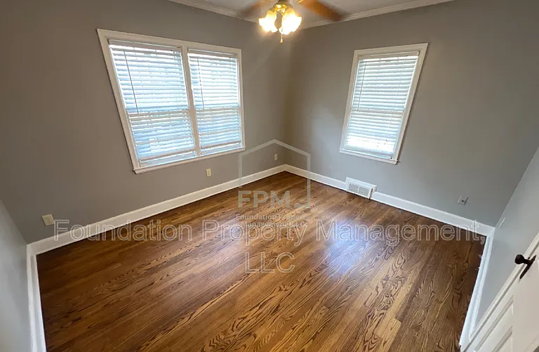 252 E Edwin Cir — Photo 19