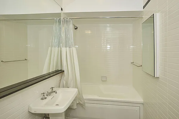 Rented by Brown Harris Stevens | media 6