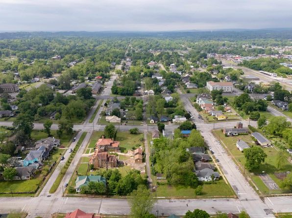 2016 Clarendon Ave, Bessemer, AL 35020