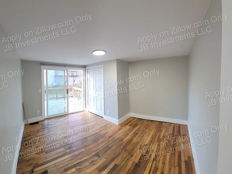 1911 E Watauga Ave — Photo 8