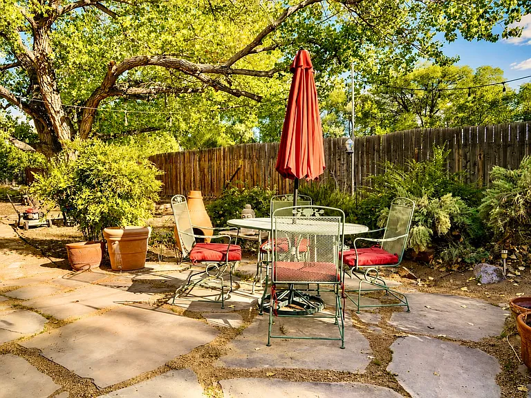 9333 Guadalupe Trl NW — Photo 11