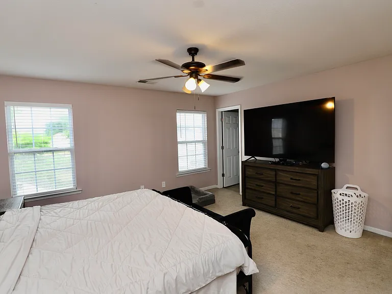1733 Benelli St — Photo 54