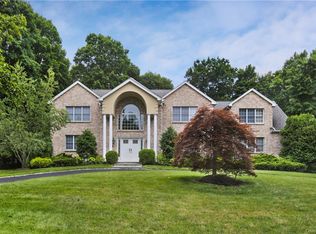 5 Azalea Cir, Purchase, NY 10577