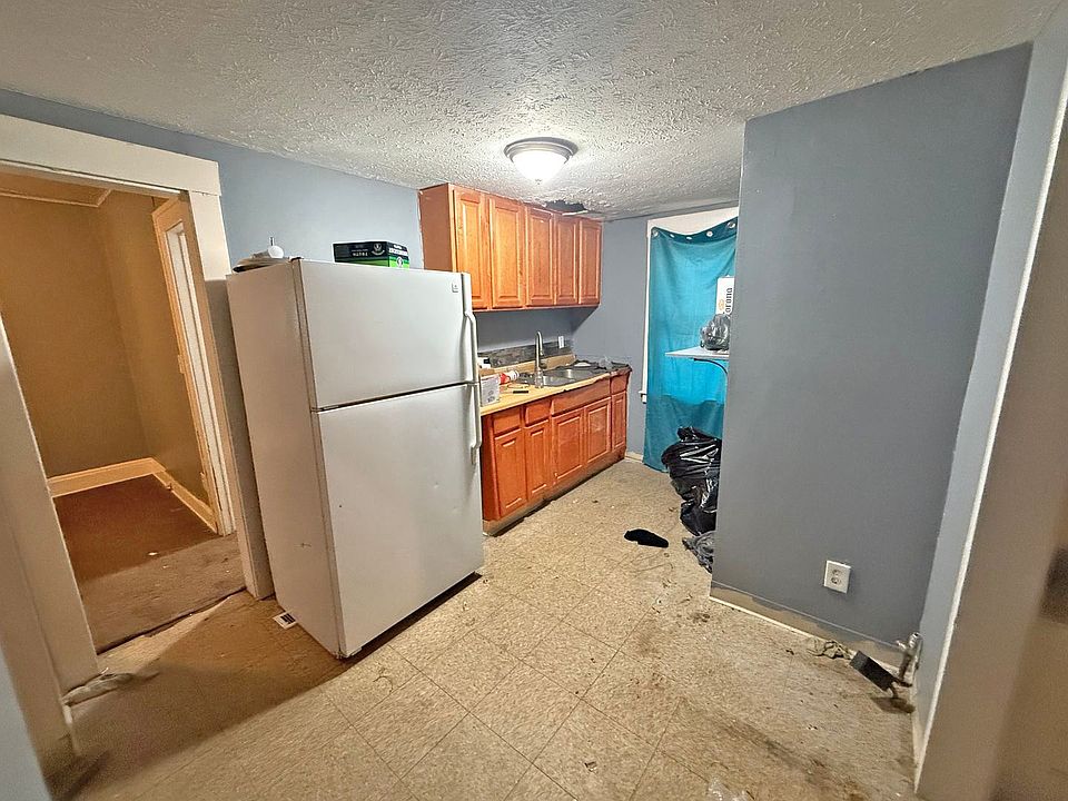 1st image of 9718 Anderson Ave
