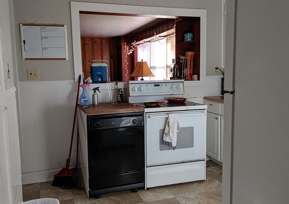 1st image of 2200 N Maplewood Ave #1