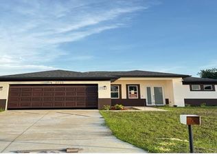 2810 27th St SW, Lehigh Acres, FL 33976