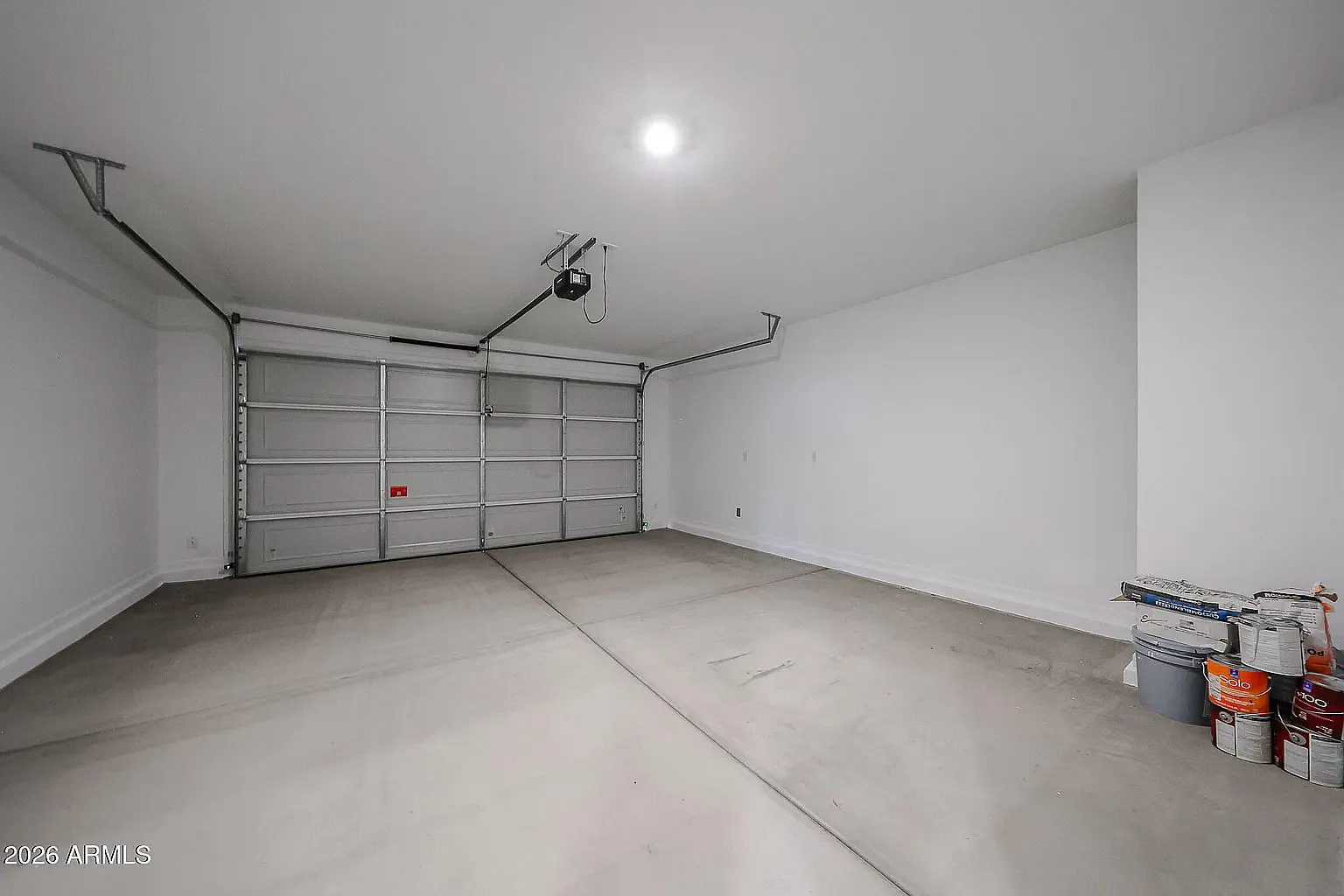 4 bed, 2079 sqft, $2,600 — Photo 1