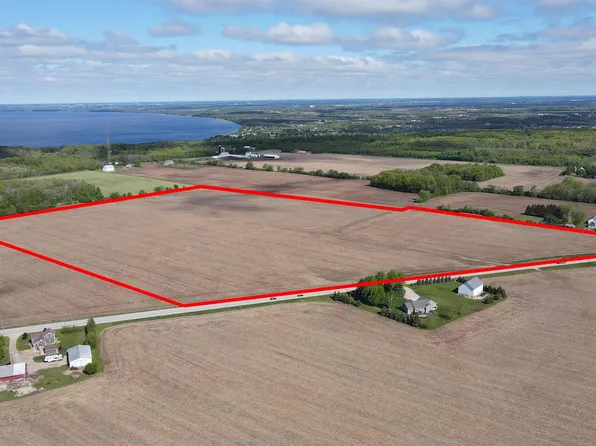 55 Highway, Menasha, WI 54952