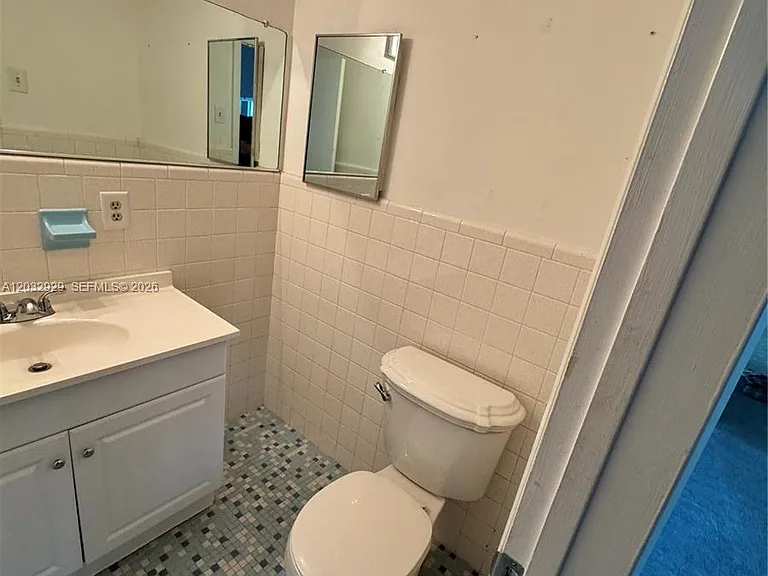 2701 NE 1st St #203 — Photo 11