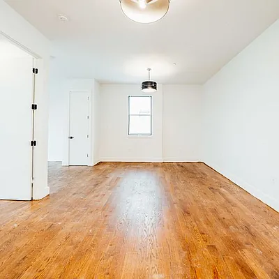 Rented by Nooklyn NYC LLC | media 4