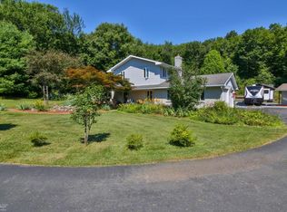 1300 Orioles Dr, Lehighton, PA 18235