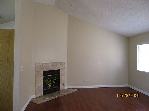 5th image of 13882 Cherry St #C