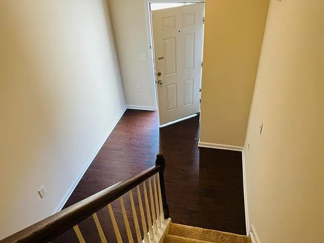 3 bed, 2.5 bath, 1896 sqft, $2,250 — Photo 4