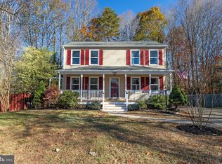 5480 Rector Dr, Woodbridge, VA 22193