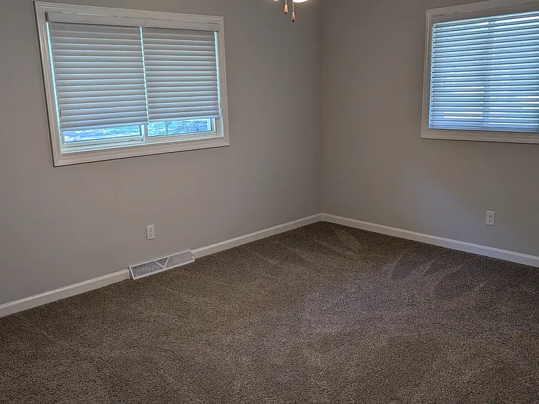 1716 Georgetown Dr — Photo 11