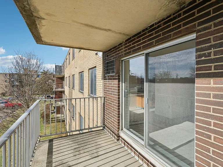 Seneca-Broadview Hills — Photo 54