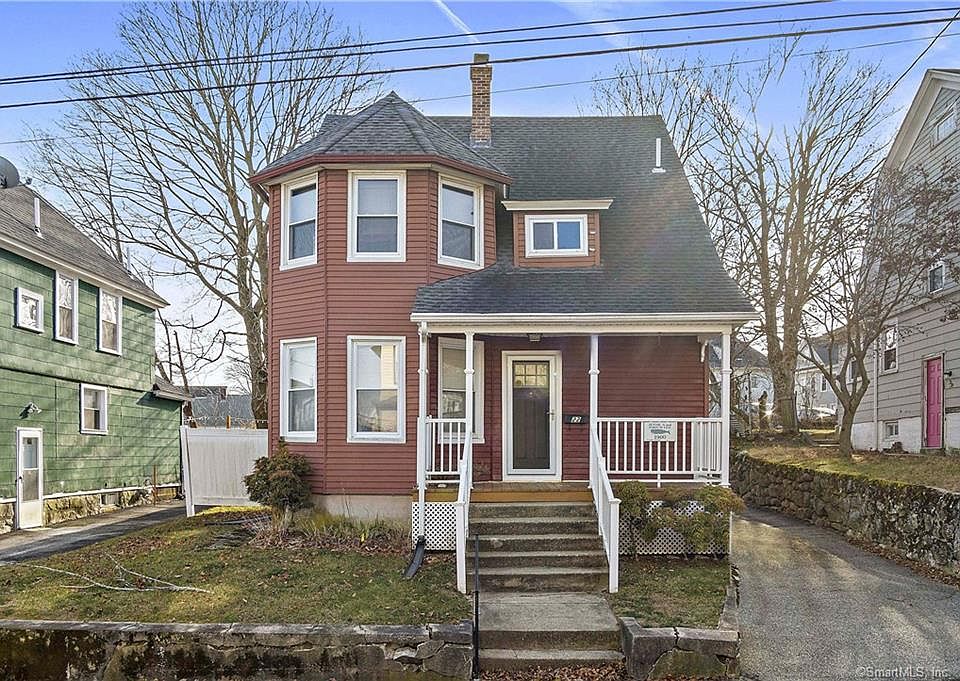 1st image of 22 Avery Ct