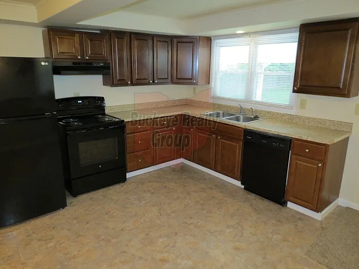 1768 Hollow Run Dr — Photo 4