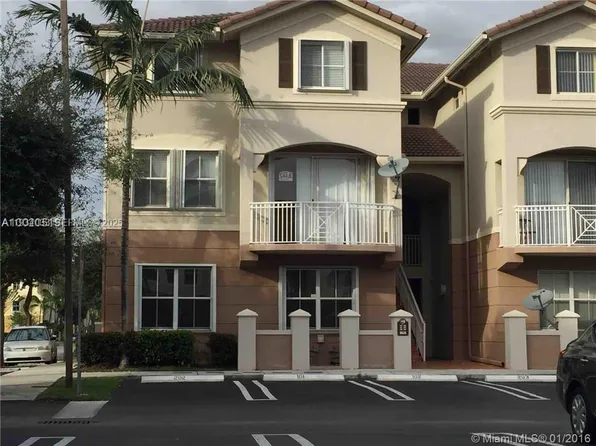 8826 W Flagler St APT 204, Miami, FL 33174