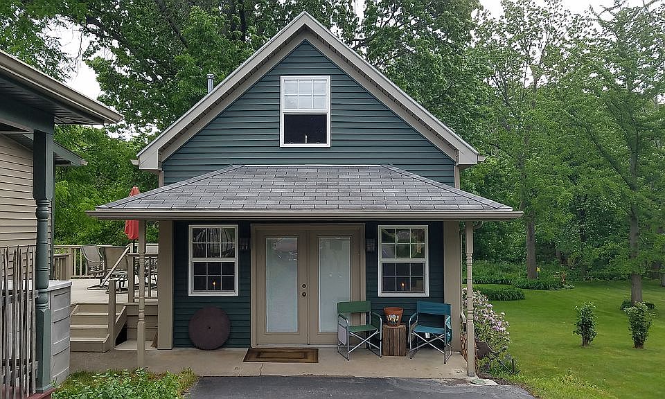 2nd image of 7760 Hamilton St